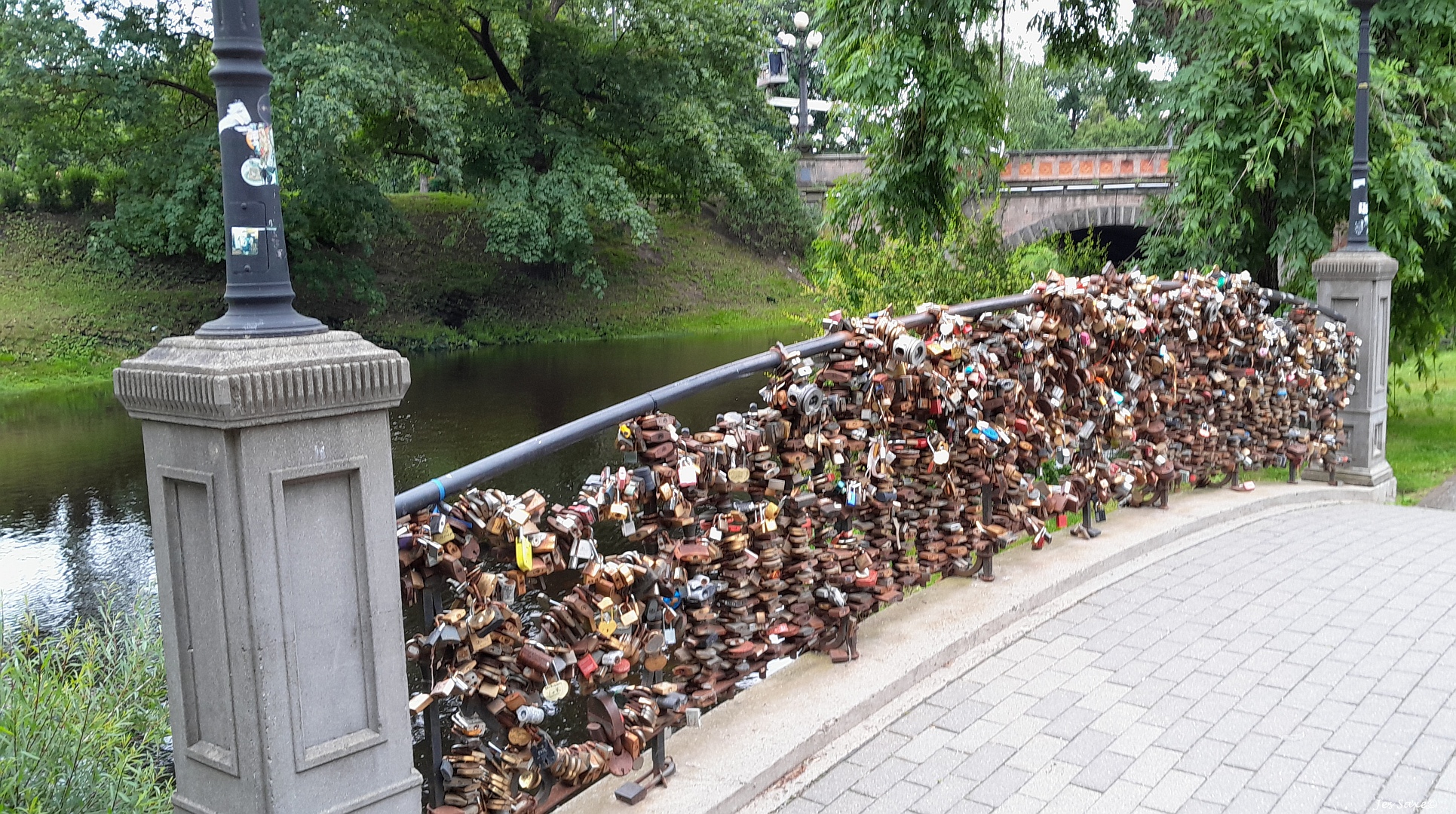 Place you locksvwise Lock it bridge love riga