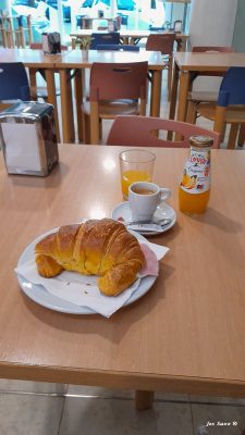 Breakfast deal at the News Cafe Entrecampos